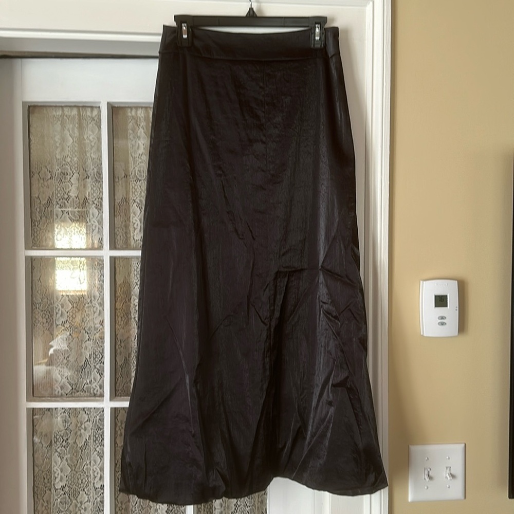 Co-op black long bubble hem skirt.    Size 6